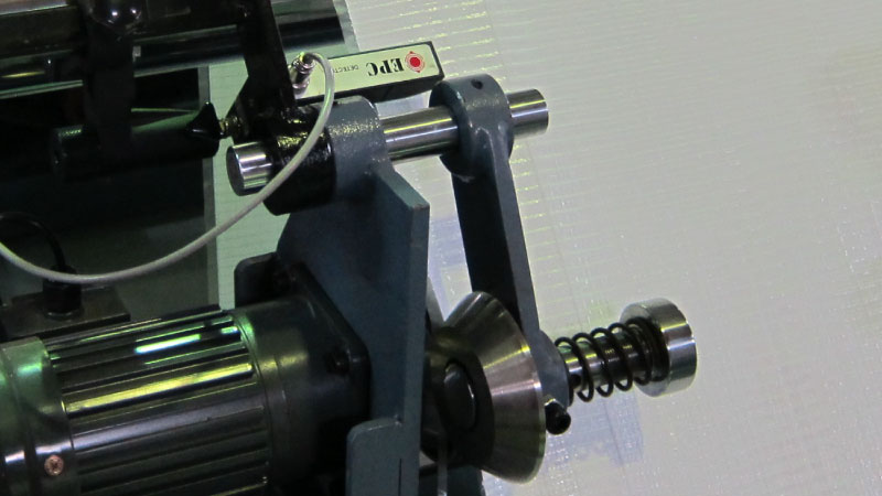 Ghép đùn tỉa cạnh Ghép đùn tỉa cạnh