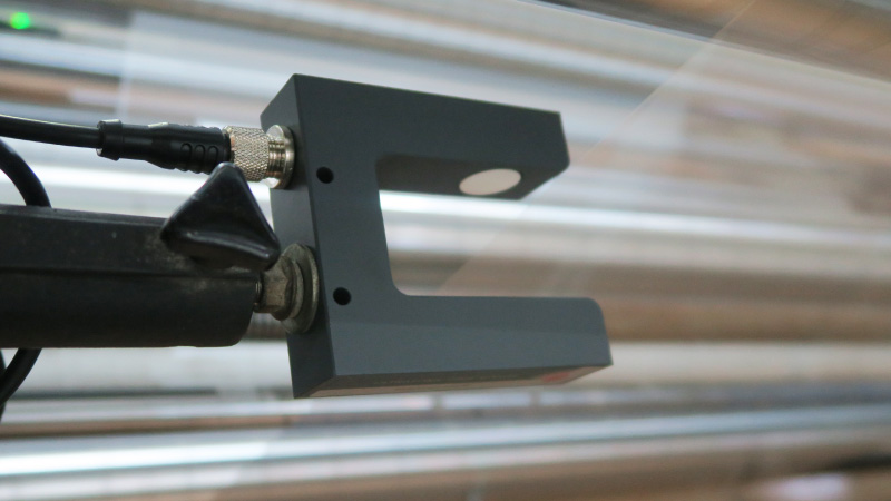 Ultrasonic Web Guiding Sensor Ultrasonic Web Guiding Sensor